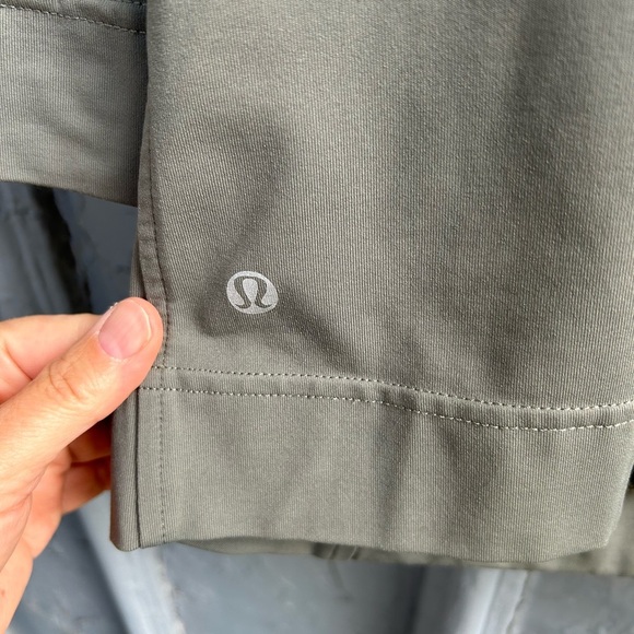Lululemon Khaki Swing Jacket, approx size 10 - Picture 5 of 7